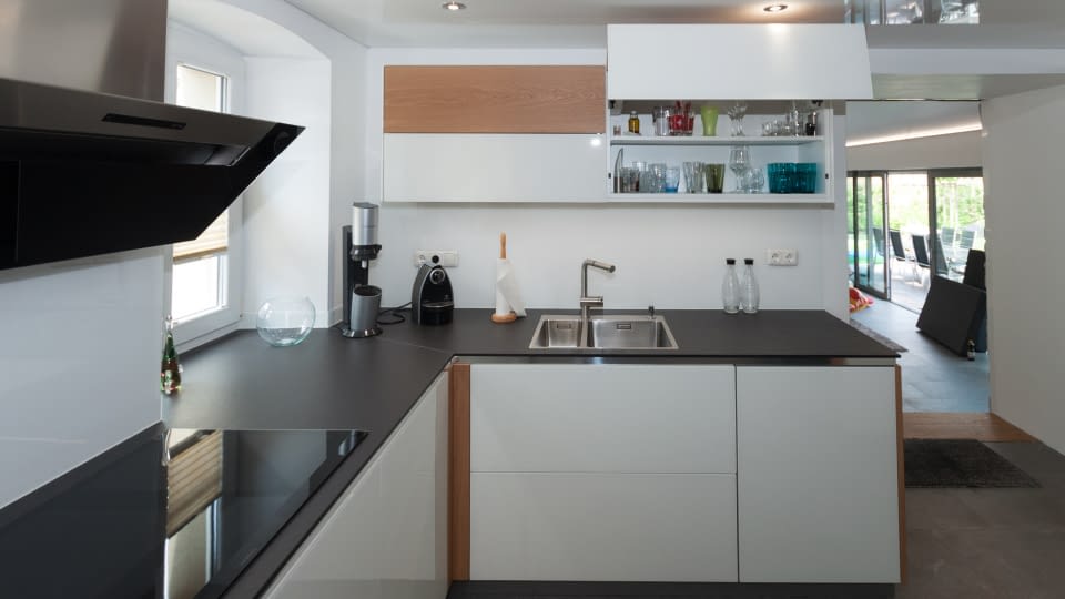 WOHNWERK.me › Komplettpaket - Komplettumbauten von der Decke bis zum Boden